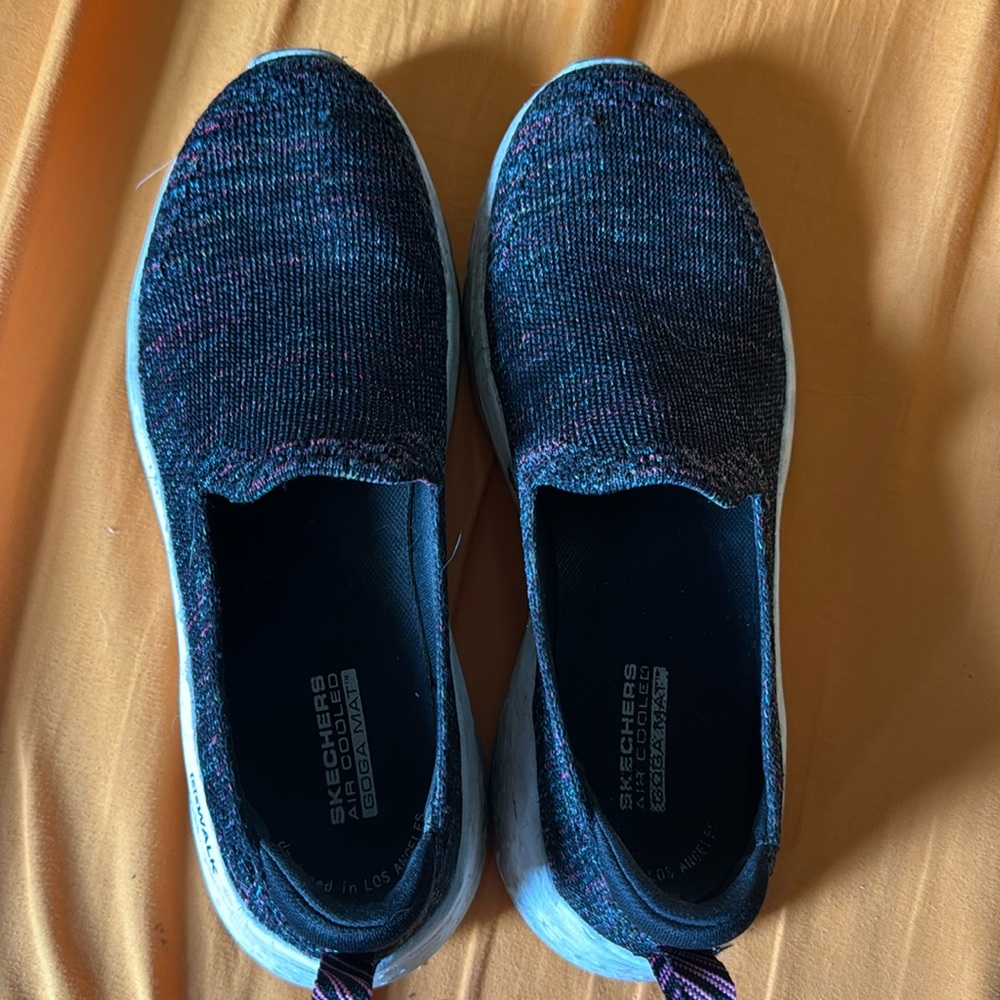 Multi color Skechers size 6.5
